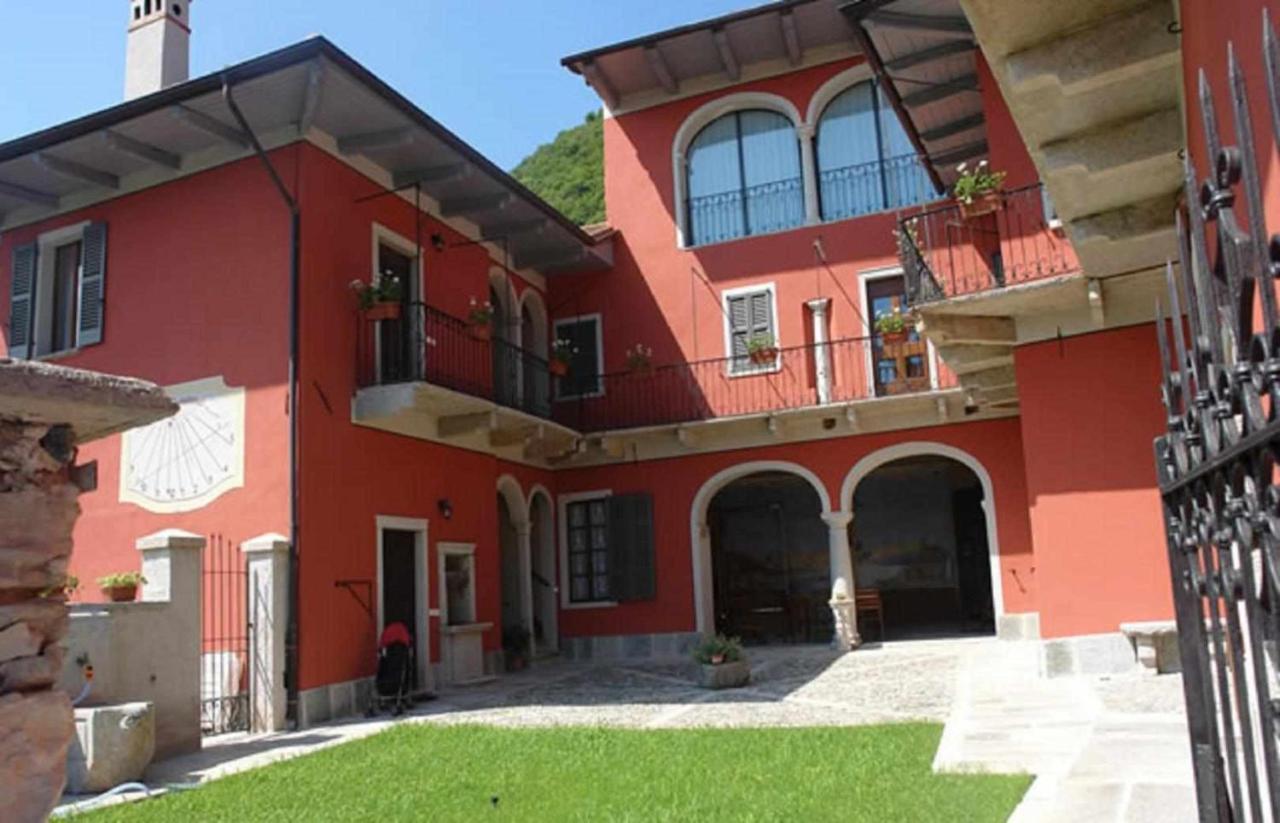 Domus Cusiana Complesso Vista Lago E Piscina Miasino Exterior foto